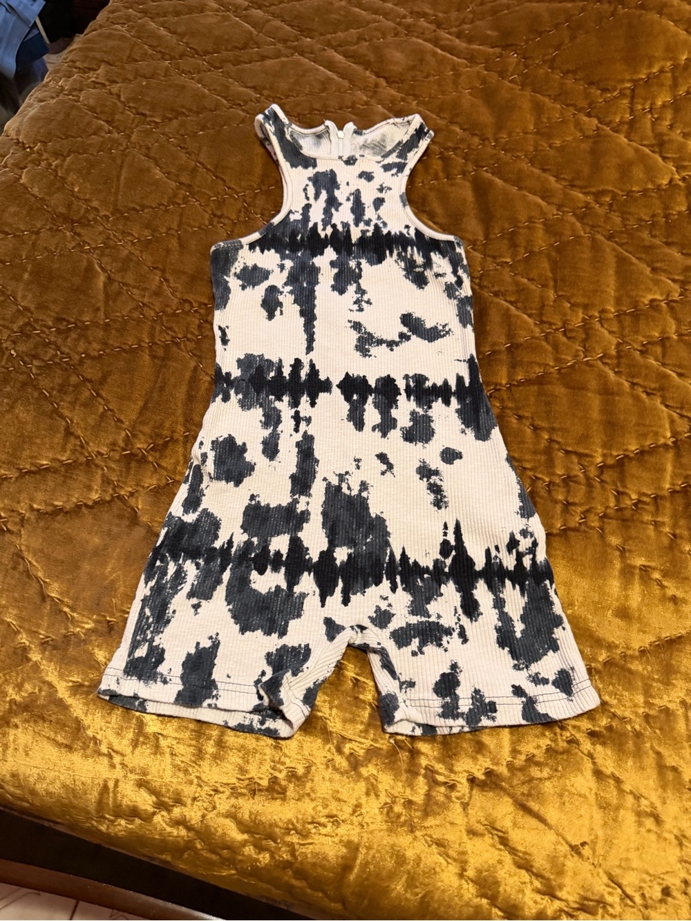 white and black tie dye romper #tie-dye #jumpsuit stretchy size XS-S